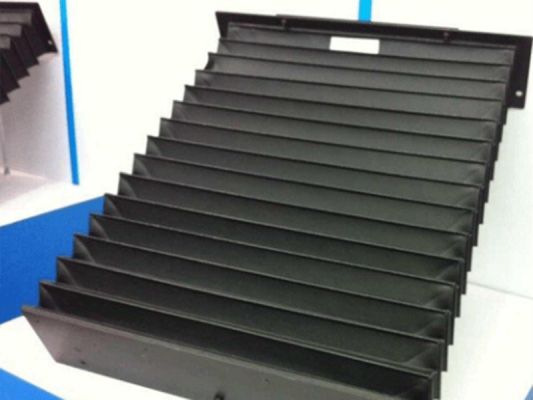 Flexible telescopic shield: flexible response to various mechanical movement needs